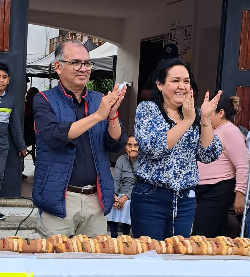 El Ayuntamiento de Tejupilco y el Sistema Municipal DIF, realizaron la partida de la “Mega Rosca de