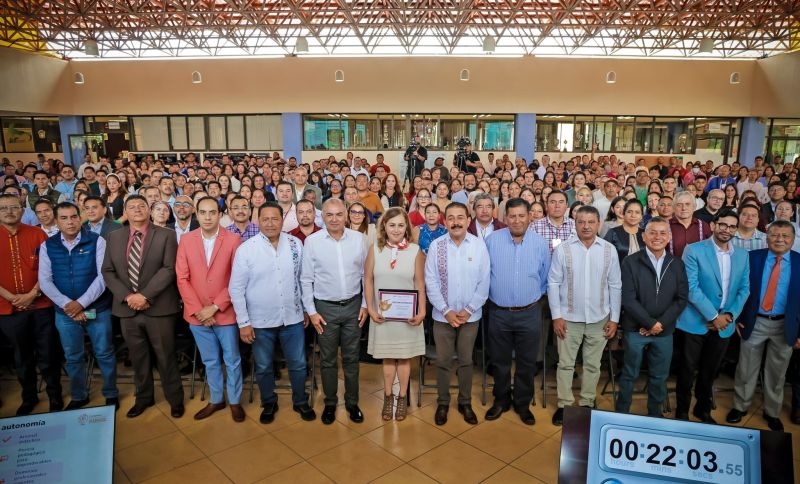 RIGOBERTO LÓPEZ RIVERA RESPALDA CONGRESO INTERNACIONAL DE EDUCACIÓN